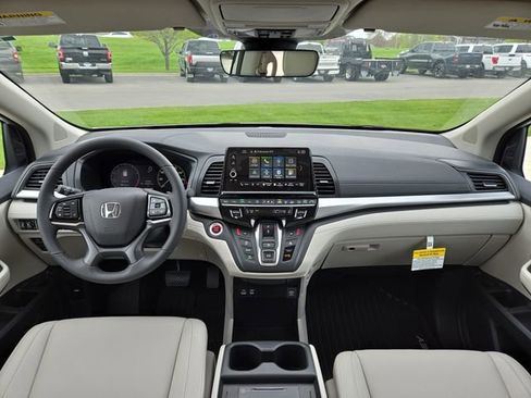 New 2026 Honda Odyssey EX-L image 4