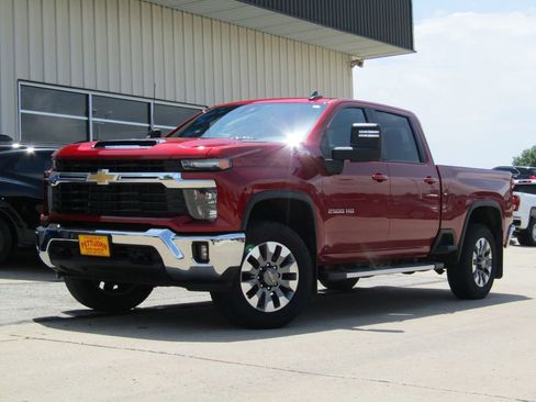 Used 2024 Chevrolet Silverado 2500 LT w/ All Star Edition AWD/4WD image 12