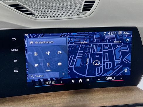 Used 2025 BMW X1 xDrive28i w/ Premium Package image 12