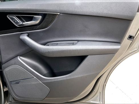 Used 2017 Audi Q7 3.0T Premium Plus w/ Premium Plus Package image 22