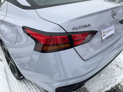 Certified 2024 Nissan Altima 2.5 SR image 30