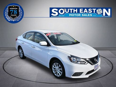 Used 2019 Nissan Sentra SV image 2