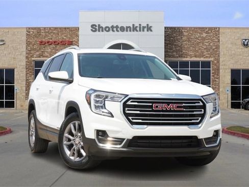 Used 2022 GMC Terrain SLT w/ LPO, Floor Liner Package image 1