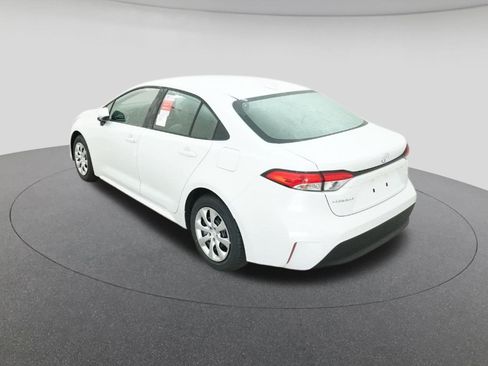 New 2026 Toyota Corolla LE image 5