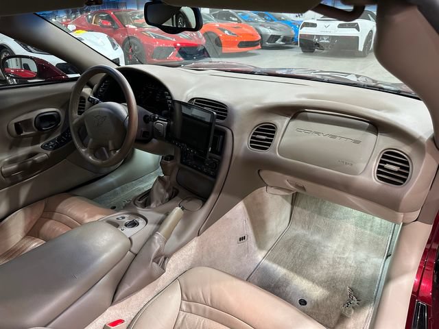 Used 2003 Chevrolet Corvette Coupe w/ Preferred Equipment Group RWD image 8