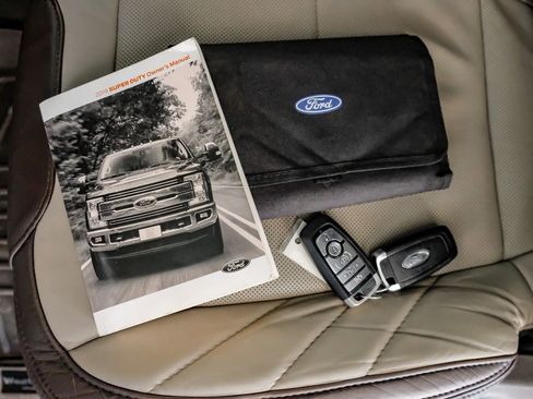 Used 2019 Ford F250 Limited w/ FX4 Off-Road Package image 65