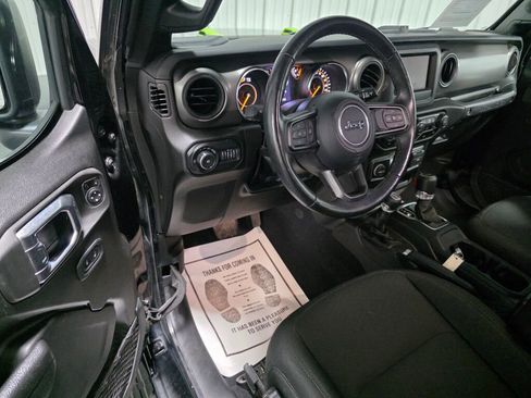 Used 2022 Jeep Wrangler Sport AWD/4WD image 6