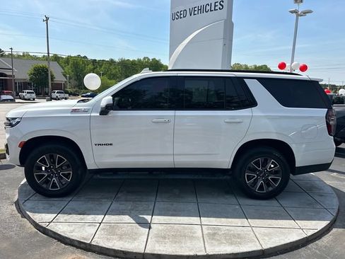 Used 2021 Chevrolet Tahoe Z71 w/ Z71 Signature Package AWD/4WD image 6
