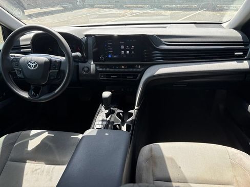Used 2025 Toyota Camry LE w/ Convenience Package FWD image 10