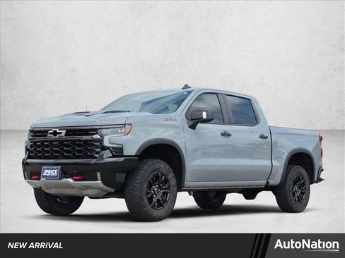 Used 2024 Chevrolet Silverado 1500 ZR2 w/ Technology Package AWD/4WD image 1