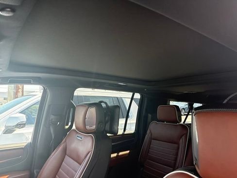 Certified 2024 GMC Yukon XL Denali Ultimate AWD/4WD image 42