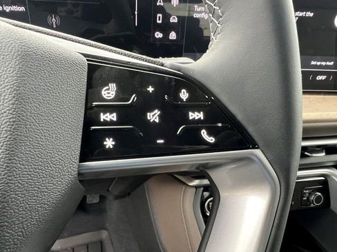 New 2025 Audi Q5 Prestige image 17