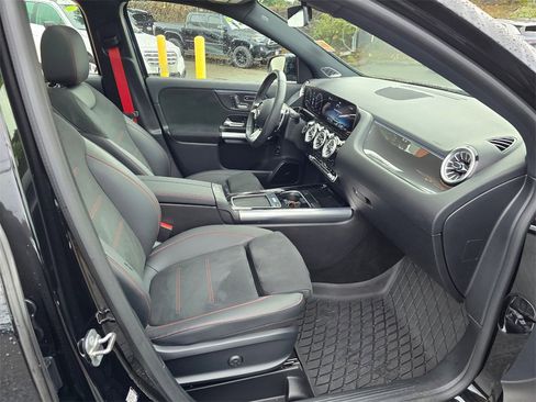 Used 2024 Mercedes-Benz GLA 35 AMG GLA 35 AMG image 11