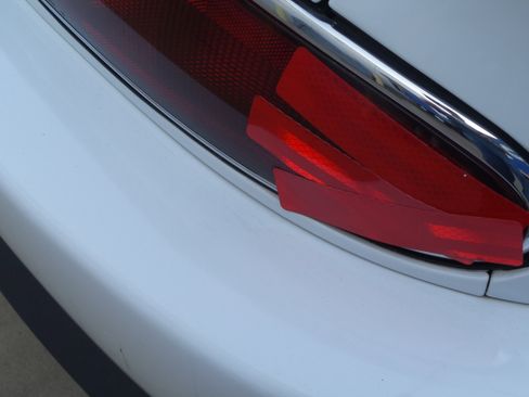 Used 1995 Buick Riviera Coupe image 31