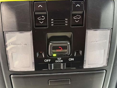 Certified 2023 Lexus GX 460 Premium w/ Premium Package AWD/4WD image 26