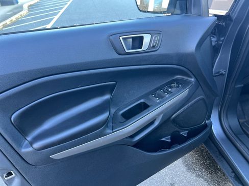 Used 2021 Ford EcoSport Titanium image 35