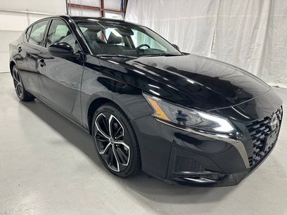 Used 2024 Nissan Altima 2.5 SR