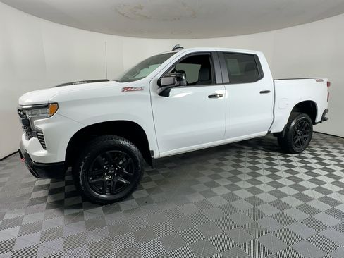 Used 2025 Chevrolet Silverado 1500 LT Trail Boss image 19