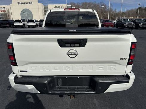 Used 2022 Nissan Frontier SV image 6