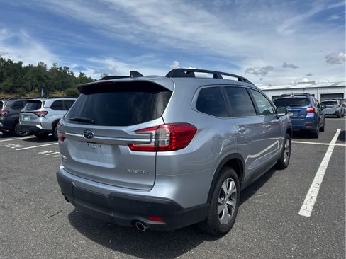 Used 2025 Subaru Ascent Premium AWD/4WD image 5