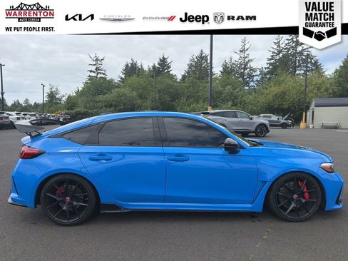 Used 2025 Honda Civic Type R image 5