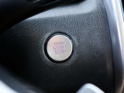 Used 2022 Kia Sorento S FWD image 24