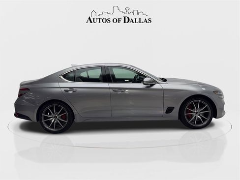 Used 2025 Genesis G70 2.5T image 10