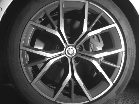 Used 2022 BMW M550i xDrive w/ Executive Package image 9