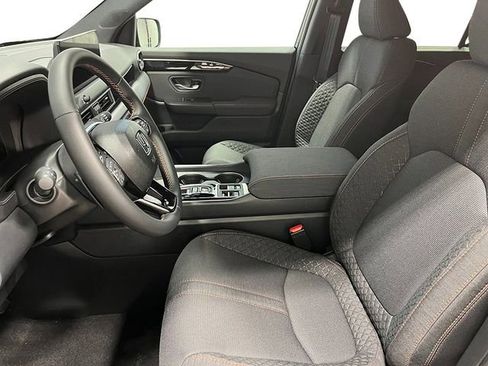 New 2026 Honda Pilot Sport image 10