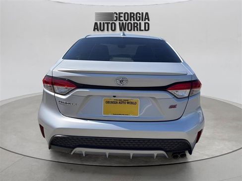 Used 2021 Toyota Corolla SE FWD image 11