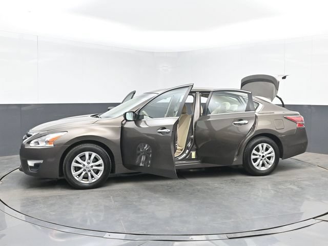 Used 2014 Nissan Altima 2.5 S w/ Sport Value Package FWD image 48