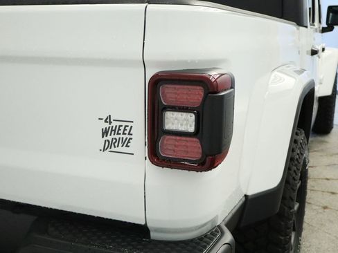New 2026 Jeep Gladiator Mojave AWD/4WD image 20