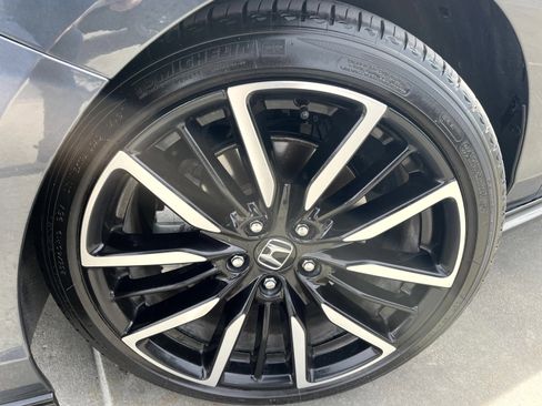 Used 2024 Honda Accord Touring image 6