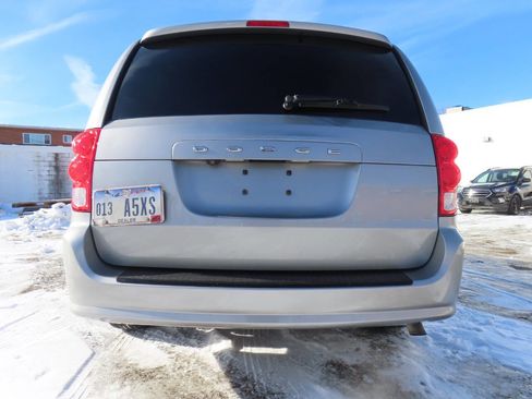 Used 2015 Dodge Grand Caravan SE image 7