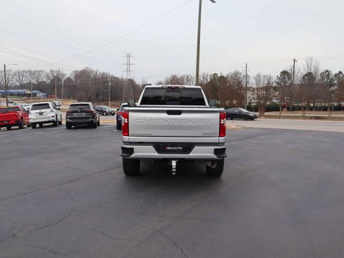 Used 2020 Chevrolet Silverado 2500 High Country w/ Z71 Off-Road Package image 9