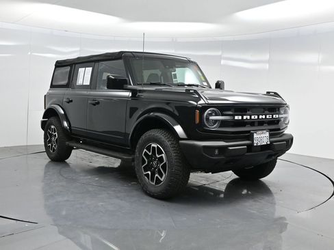 Used 2022 Ford Bronco Outer Banks image 30