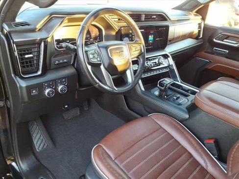Used 2023 GMC Sierra 1500 Denali Ultimate image 3