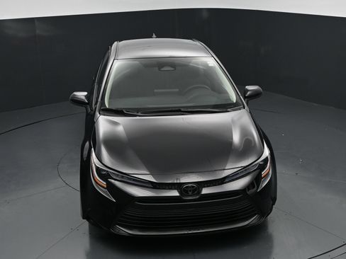 Used 2026 Toyota Corolla LE FWD image 35