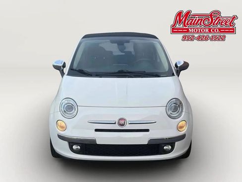 Used 2017 FIAT 500 Lounge FWD image 3
