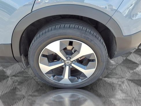 Used 2023 Volvo XC40 B5 Plus w/ Protection Package Premier AWD/4WD image 21