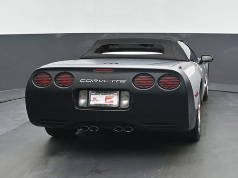 Used 2002 Chevrolet Corvette Convertible w/ Preferred Equipment Group2 RWD image 4