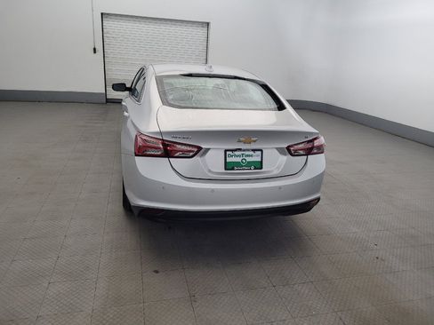 Used 2020 Chevrolet Malibu LT FWD image 6