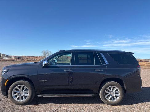 Used 2025 Chevrolet Tahoe Premier image 2