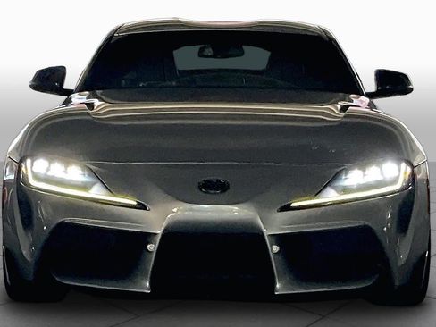 Used 2021 Toyota Supra Premium w/ Driver Assist Package RWD image 3