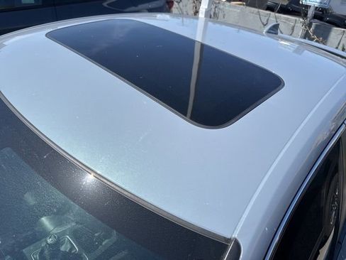 Used 2024 Honda Civic Sport Touring image 4