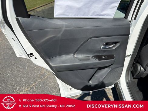 New 2026 Nissan Kicks SV w/ SV Premium Package FWD image 27