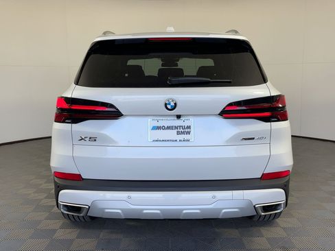 New 2026 BMW X5 sDrive40i w/ Premium Package image 9