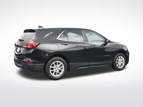 Used 2023 Chevrolet Equinox LT image 12