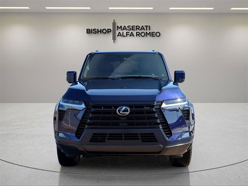 Used 2025 Lexus GX 550 image 2