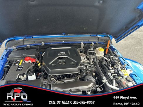 Used 2021 Jeep Wrangler Unlimited Sahara w/ Cold Weather Group AWD/4WD image 34